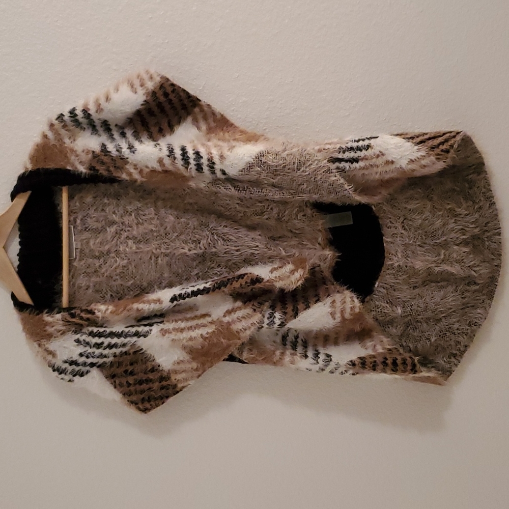 LIQUID BY Sioni Soft Faux Fur Circle Vest L/XL